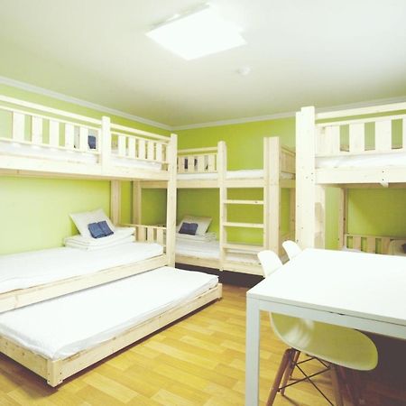 Dalkom Myeongdong Guesthouse Seoul Bagian luar foto