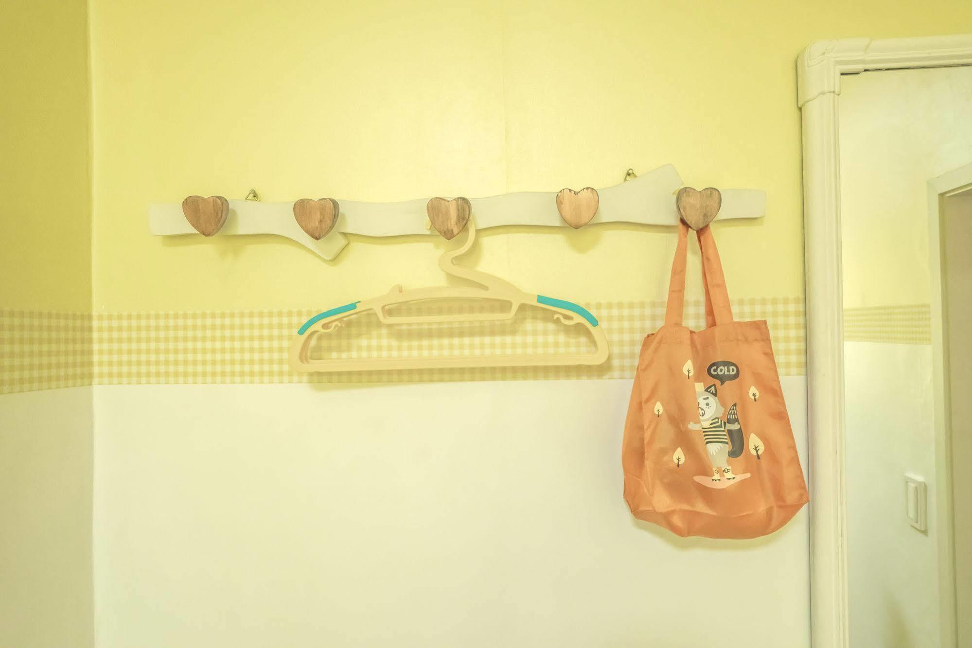 Dalkom Myeongdong Guesthouse Seoul Bagian luar foto
