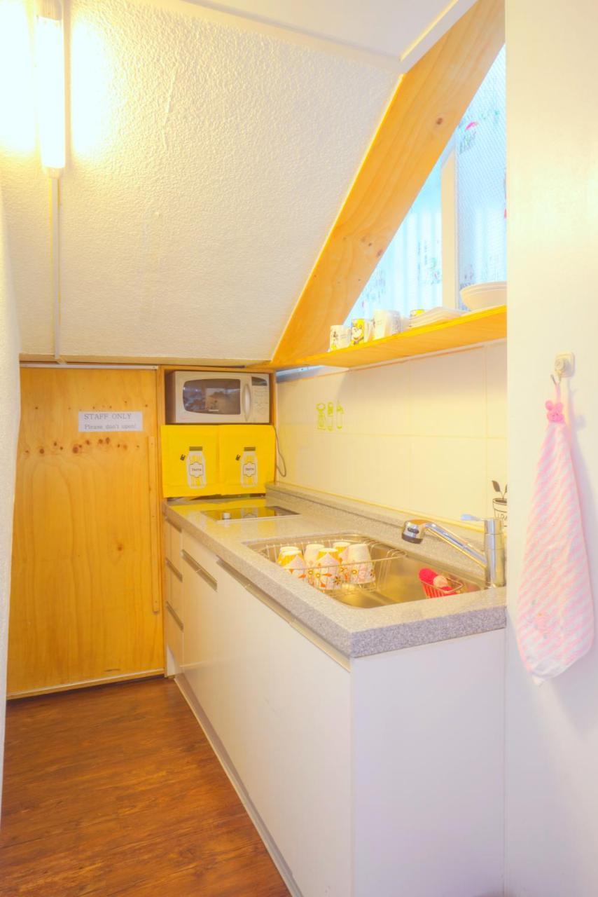 Dalkom Myeongdong Guesthouse Seoul Bagian luar foto